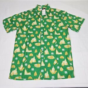 Notre Dame Button Up Shirt Mens Small. Uscape Apparel AOP College ShortSleeve‎
